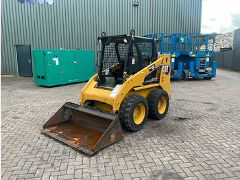 Skid steer loader CATERPILLAR 216B3