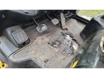 Forklift HYUNDAI 30D-9 DISEL FORKLIFT: picture 4