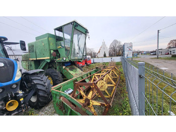 Combine harvester JOHN DEERE 950 COMBINE HARVESTER: picture 2 Combine harvester JOHN DEERE 950 COMBINE HARVESTER: picture 2
