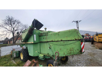 Combine harvester JOHN DEERE 950 COMBINE HARVESTER: picture 4 Combine harvester JOHN DEERE 950 COMBINE HARVESTER: picture 4