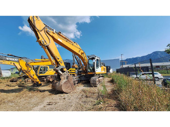 Crawler excavator