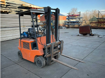 Forklift STILL