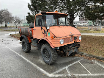 Truck UNIMOG