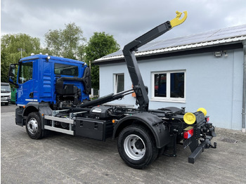 Hook lift truck MAN TGM 18.320
