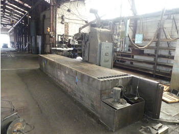 Milling machine