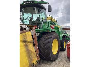 Forage harvester JOHN DEERE 8300