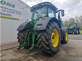 Farm tractor John Deere 8400R: picture 5