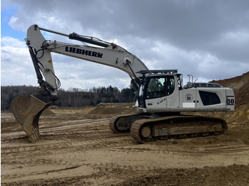 Crawler excavator LIEBHERR