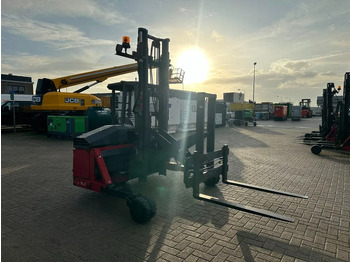 Truck mounted forklift Moffett M4 20.1 Kubota Diesel Kooiaap 2 ton Sideshift Positioner Meeneemheftruck: picture 2