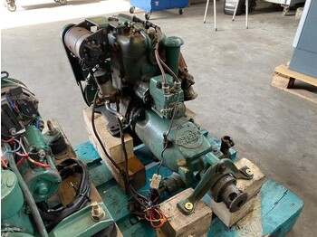 Engine Volvo Penta C-10 Marine 10 PK Benzine motor met keerkoppeling: picture 2