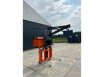 Construction equipment