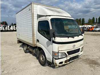 Closed box van TOYOTA Dyna