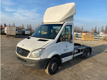 Tractor unit MERCEDES-BENZ