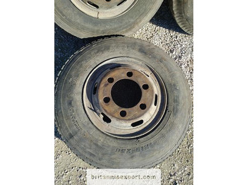 Wheel and tire package 4 x used 7.50-16 LT tyres on 6 studs rims for Toyota Dyna 300: picture 5