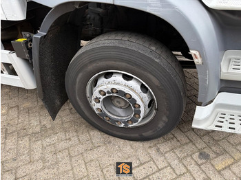 Box truck DAF CF 230 FA LADEBORDWAND - 19 TON - NL TOP TRUCK: picture 4