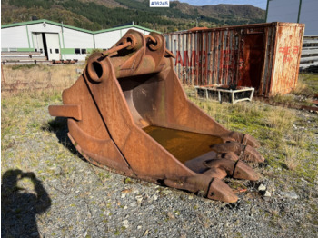 Excavator bucket