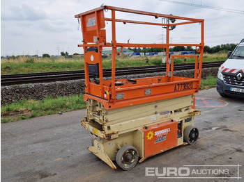 Aerial platform JLG