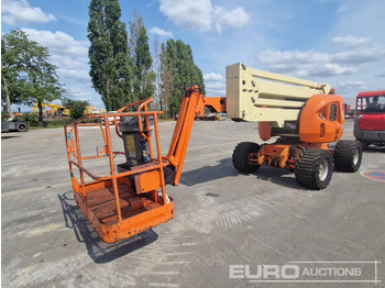 Aerial platform JLG
