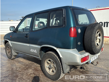 SUV 1995 Nissan Terrano II: picture 3