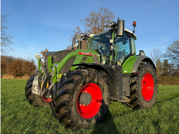 Farm tractor FENDT 722 Vario