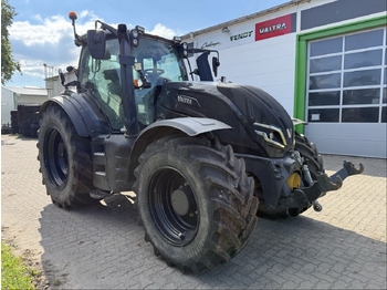 Farm tractor VALTRA T-series