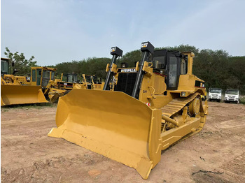 Bulldozer CATERPILLAR D8R: picture 2