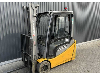 Electric forklift JUNGHEINRICH EFG