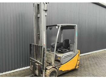 Electric forklift JUNGHEINRICH EFG