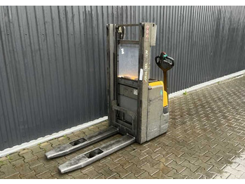 Stacker JUNGHEINRICH EJC