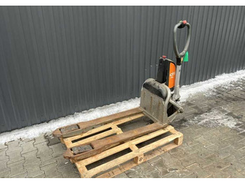 Pallet truck STILL