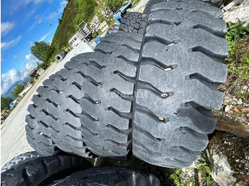 Wheels and tires BRIDGESTONE