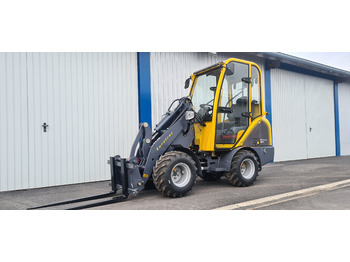 Compact loader EUROTRAC