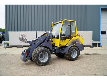 Compact loader EUROTRAC