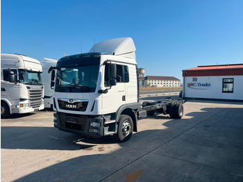 Cab chassis truck MAN TGM 12.290