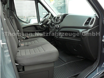New Autotransporter truck, Commercial vehicle Iveco Daily 35S18 Autotransporter Aut. Luftfed. NAVI: picture 5