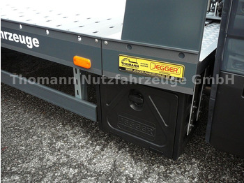 New Autotransporter truck, Commercial vehicle Iveco Daily 35S18 Autotransporter Aut. Luftfed. NAVI: picture 4