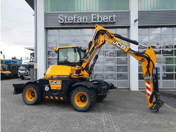 Wheel excavator JCB