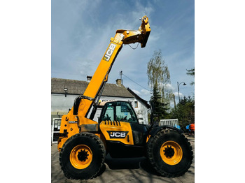 Telescopic handler JCB 550-80 Agri Plus: picture 5