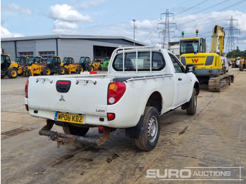 Pickup truck 2008 Mitsubishi L200: picture 5