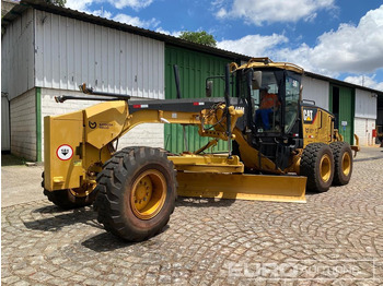 Grader CATERPILLAR 140M