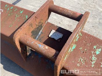 Bucket 60" Ditching Bucket 50mm Pin to suit 6-8 Ton Excavator: picture 5 Bucket 60" Ditching Bucket 50mm Pin to suit 6-8 Ton Excavator: picture 5
