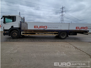 Dropside/ Flatbed truck Scania P230: picture 2