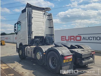 Tractor unit Volvo FH: picture 3