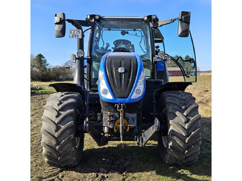 Farm tractor New Holland T5.120 DC: picture 3