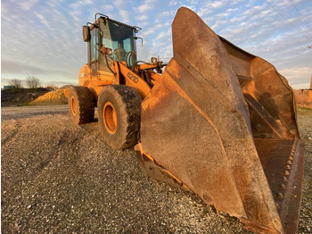 Wheel loader Case 621D: picture 3