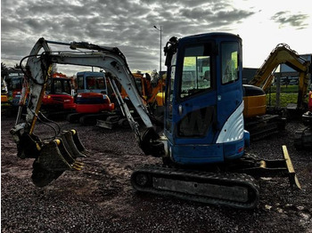 Mini excavator DOOSAN DX27Z