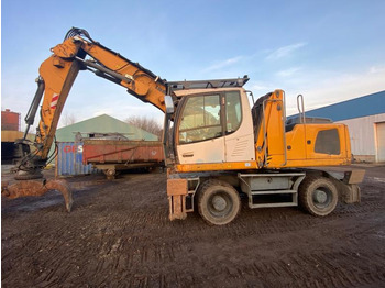 Waste/ Industry handler LIEBHERR LH 22