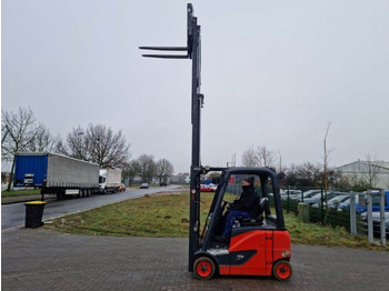 Electric forklift Linde E16PH: picture 3