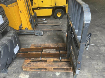 Material handling equipment