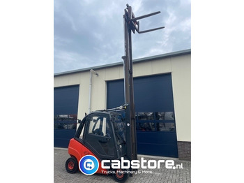 Diesel forklift Linde H25D Forklift  - Heftruck - Bouwjaar 2011 - Roterende vorkenklem - Freelift - Lifthoogte 480 cm: picture 5
